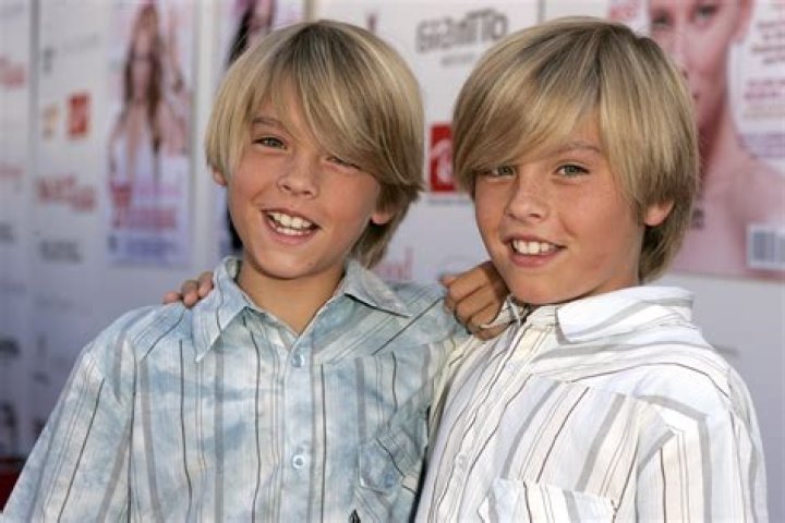 The Remarkable Journey of Cole y Dylan Sprouse: From Child Stars to Influential Icons